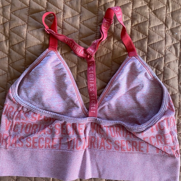 Victoria’s Secret PINK Sports Bra - Picture 2 of 2